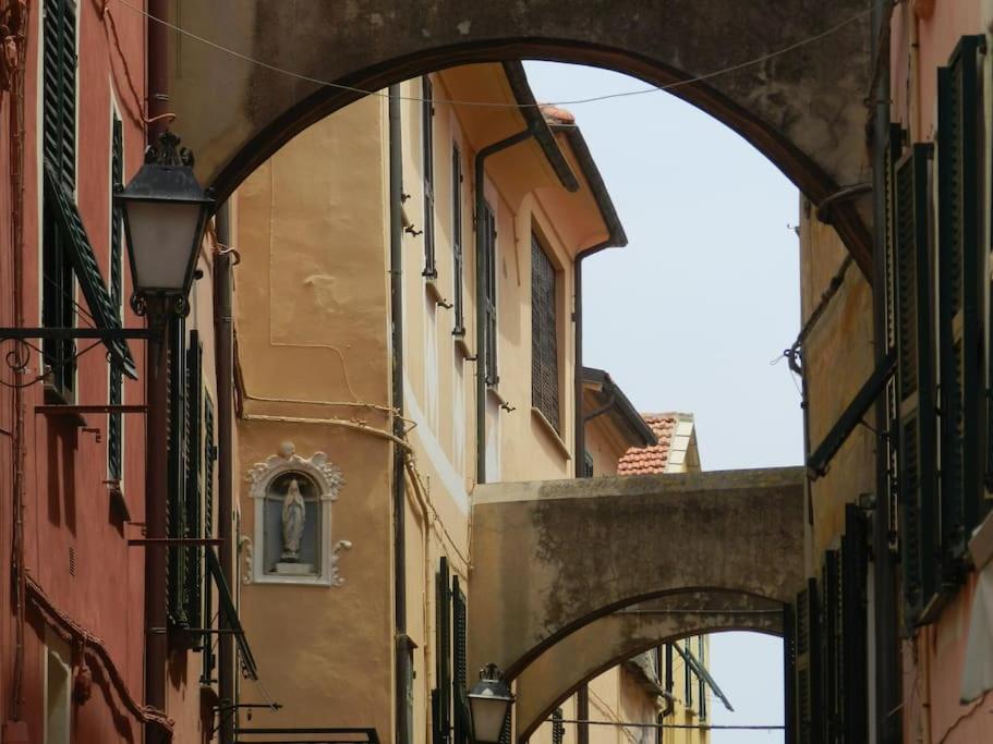 Sea View, In The Old Town Santo Stefano Al Mare Apartment Exterior photo