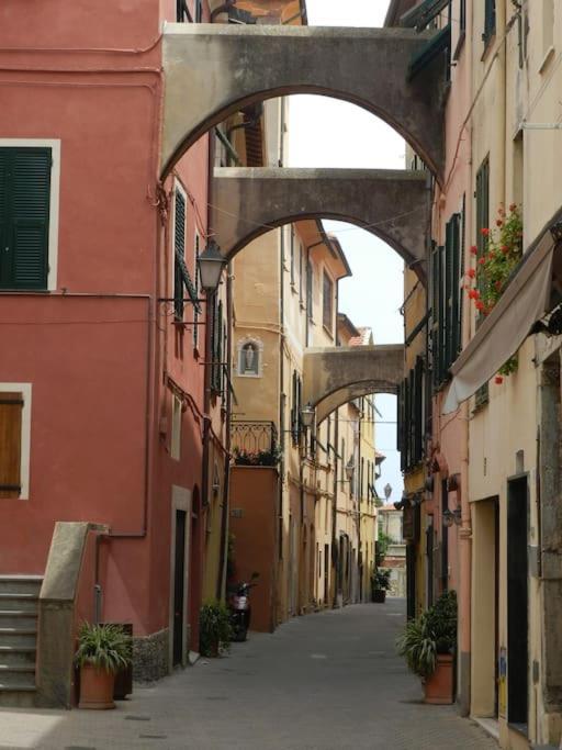 Sea View, In The Old Town Santo Stefano Al Mare Apartment Exterior photo